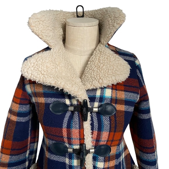 Vintage Plaid Sherpa Lined 1970s Jacket Wood Toggle Closure Wool Winter Coat - Picture 2 of 11